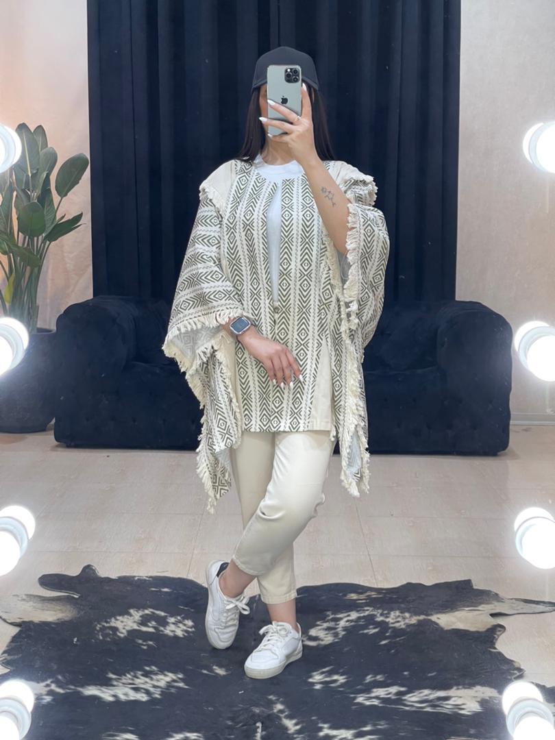 مانتو پانچ ریش کد 951