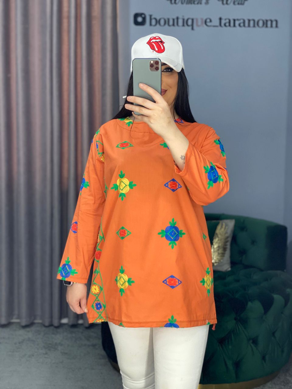 مانتو جلو بسته  گلدوزی 365