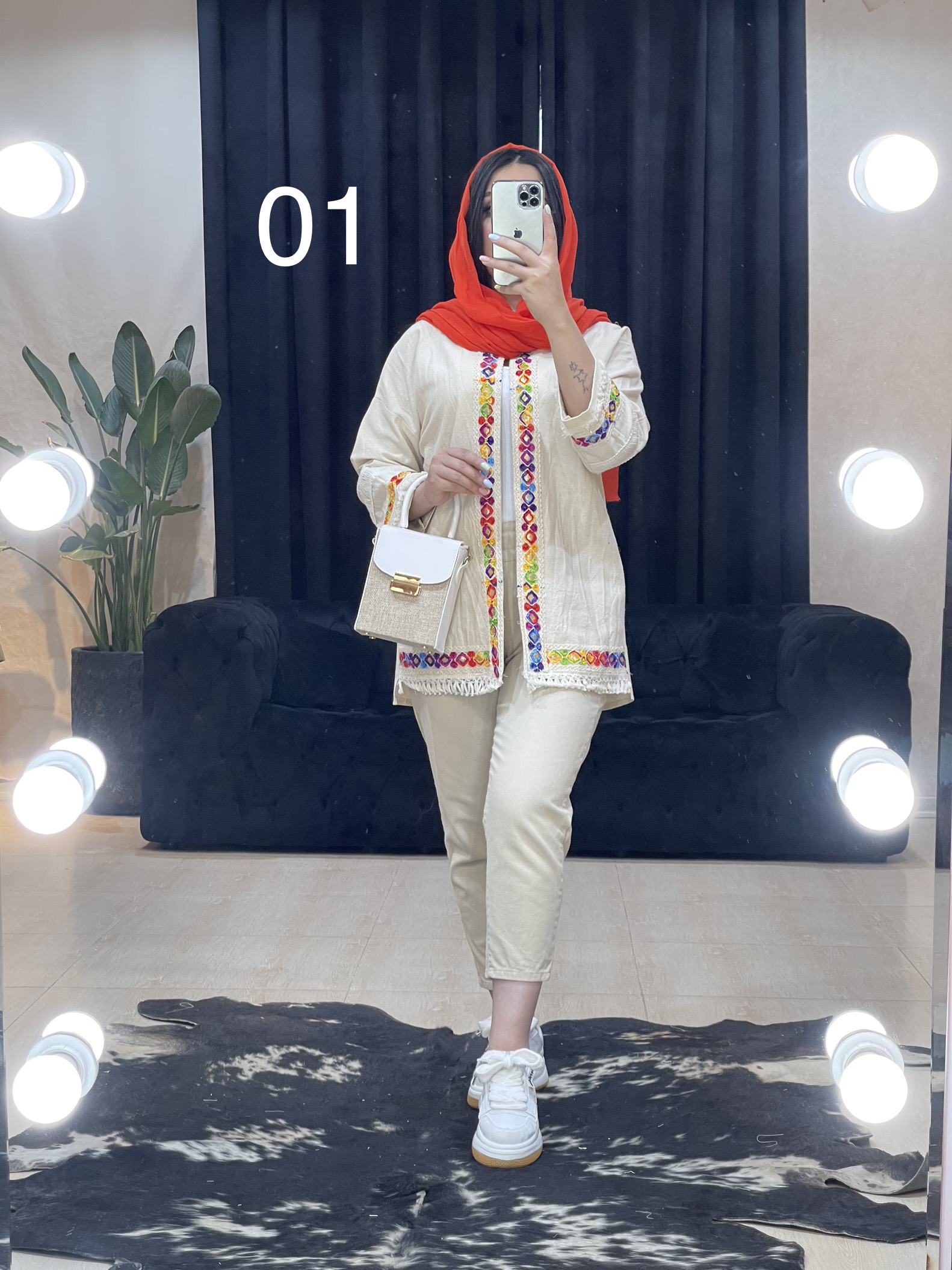 مانتو کتی پولک دوزی پایین ریش کد 1136